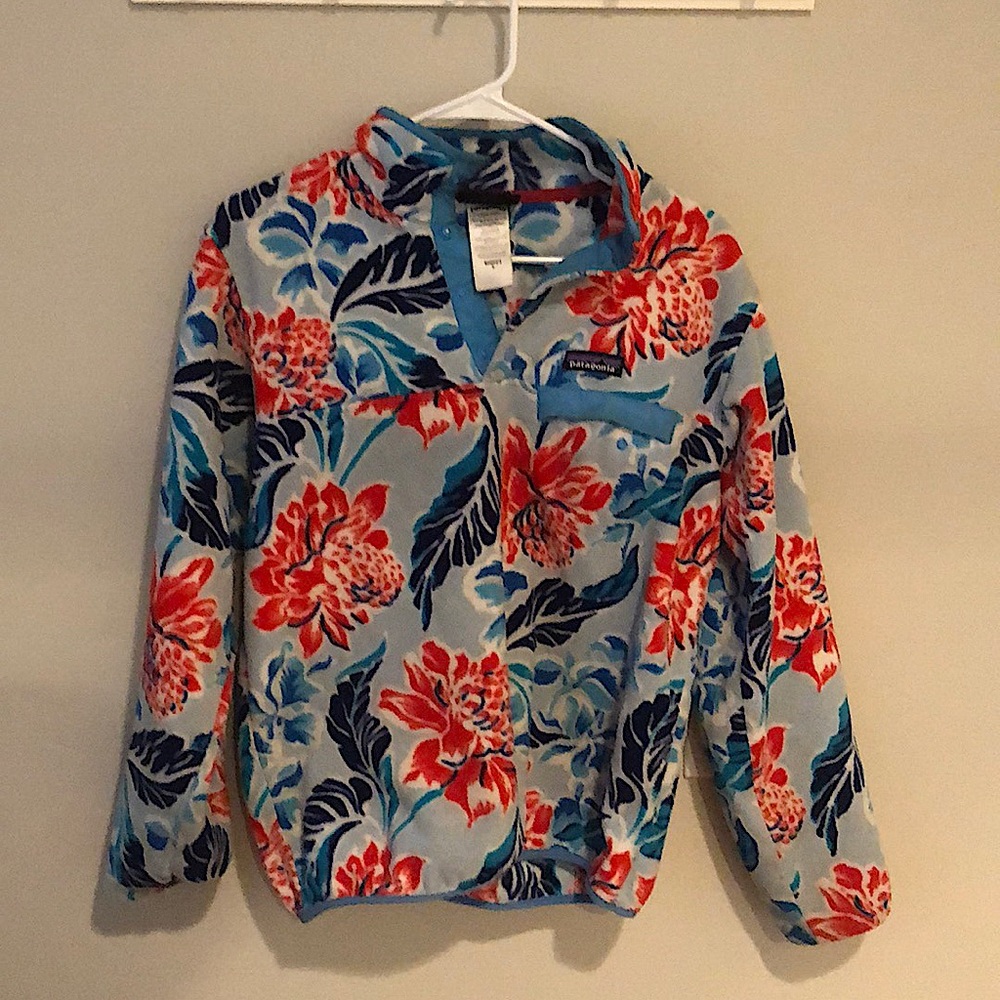 Floral Patagonia women’s Synchilla
